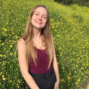 Meet your Posher, Christina